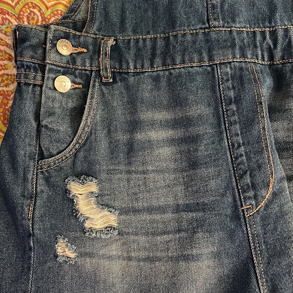 Distressed Denim Overall Shorts - Picture 8 of 8